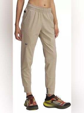 NWT Under Armour Unstoppable Joggers | City Khaki/Black | Size XS